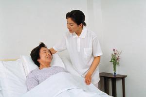 インプラントのスペシャリスト「八重洲中央歯科」