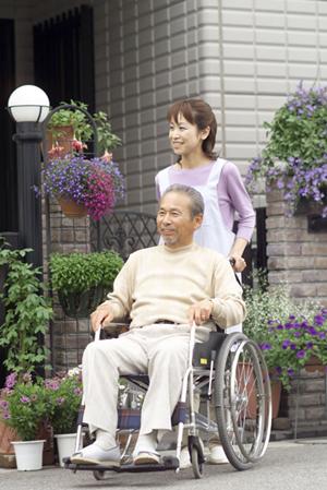 歯周病学会認定医による歯周病治療