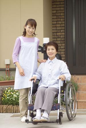 関西で介護職員初任者研修の資格取得を考えよう